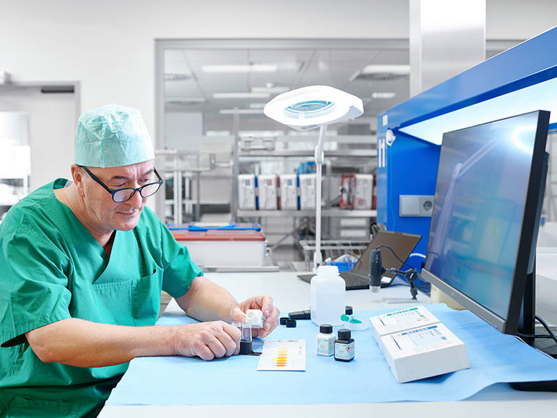 Quicksan : évaludation initiale du cycle de retraitement des instruments chirurgicaux
